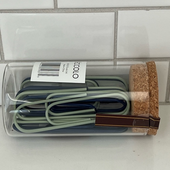 Cute. JUMBO PAPER CLIPS.. - Picture 3 of 10